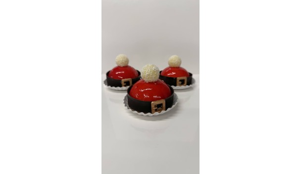 Aardbei kerst gebakje